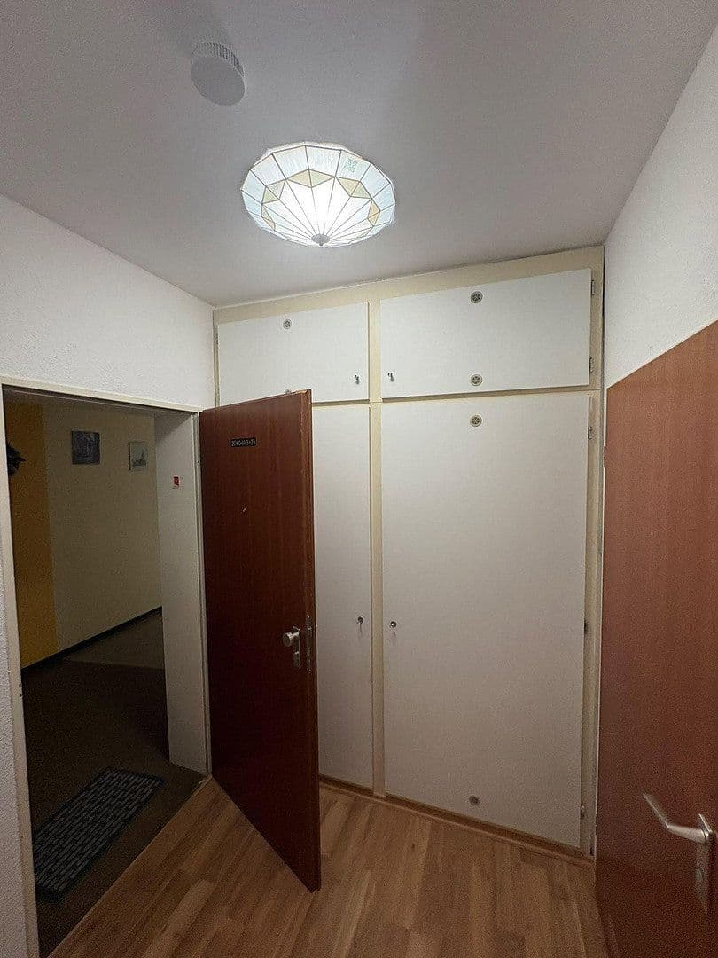 1 bedroom with open-plan kitchen flat to rent, 53 m², Velbert, North Rhine-Westphalia 1 bedroom with open-plan kitchen flat to rent, 53 m², Velbert, North Rhine-Westphalia