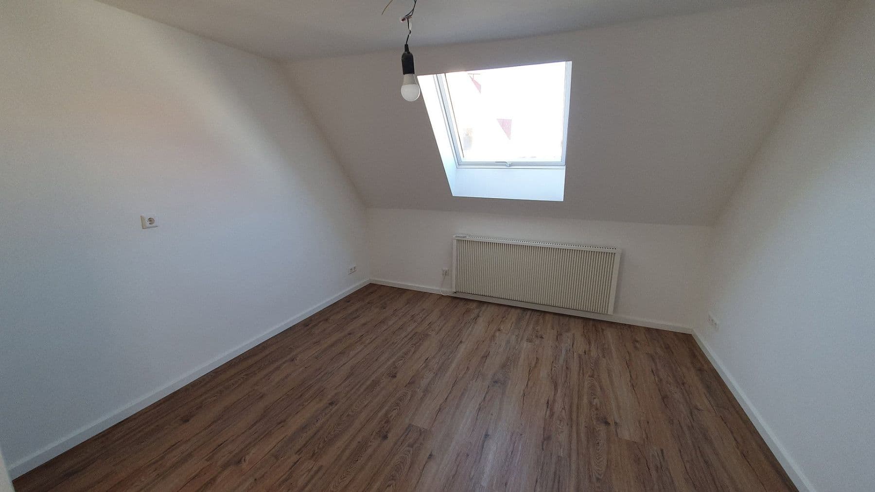 4 bedroom flat to rent, 85 m², Ditzingen, Baden-Württemberg 4 bedroom flat to rent, 85 m², Ditzingen, Baden-Württemberg