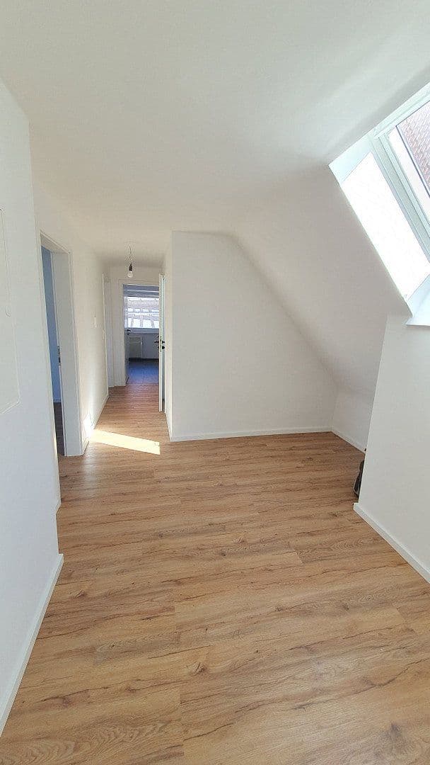 4 bedroom flat to rent, 85 m², Ditzingen, Baden-Württemberg 4 bedroom flat to rent, 85 m², Ditzingen, Baden-Württemberg
