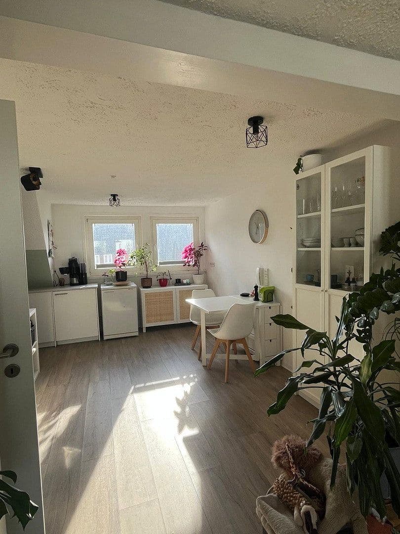 1 bedroom with open-plan kitchen flat to rent, 49 m², Marconistr. 33, Stuttgart, Baden-Württemberg 1 bedroom with open-plan kitchen flat to rent, 49 m², Marconistr. 33, Stuttgart, Baden-Württemberg
