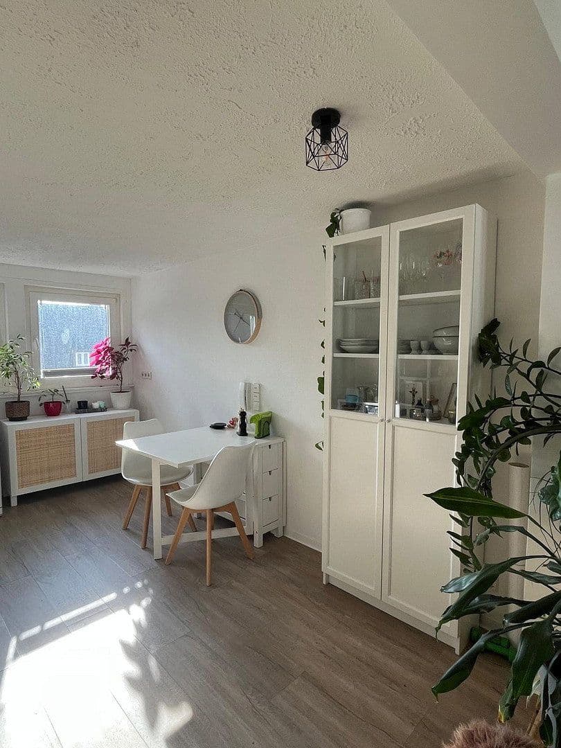 1 bedroom with open-plan kitchen flat to rent, 49 m², Marconistr. 33, Stuttgart, Baden-Württemberg 1 bedroom with open-plan kitchen flat to rent, 49 m², Marconistr. 33, Stuttgart, Baden-Württemberg