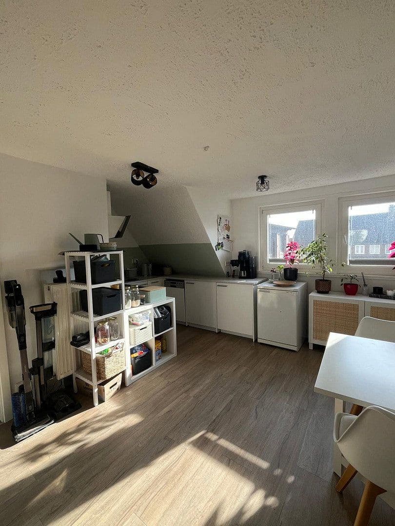 1 bedroom with open-plan kitchen flat to rent, 49 m², Marconistr. 33, Stuttgart, Baden-Württemberg 1 bedroom with open-plan kitchen flat to rent, 49 m², Marconistr. 33, Stuttgart, Baden-Württemberg