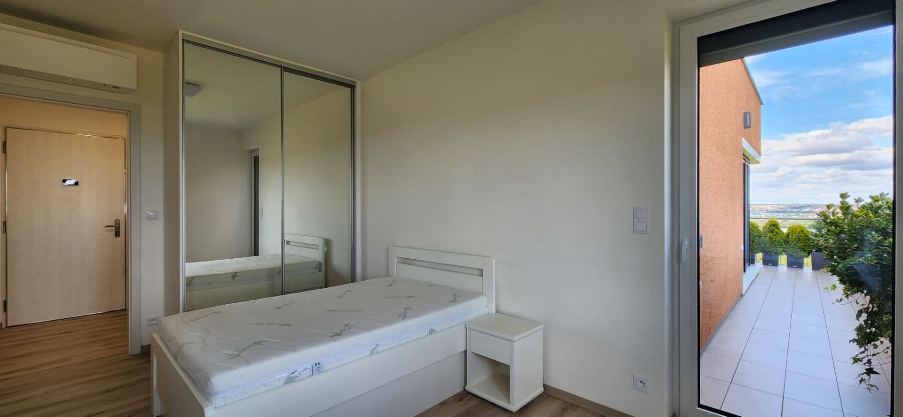 1 bedroom with open-plan kitchen flat to rent, 60 m², Klapálkova, Prague, Prague 1 bedroom with open-plan kitchen flat to rent, 60 m², Klapálkova, Prague, Prague
