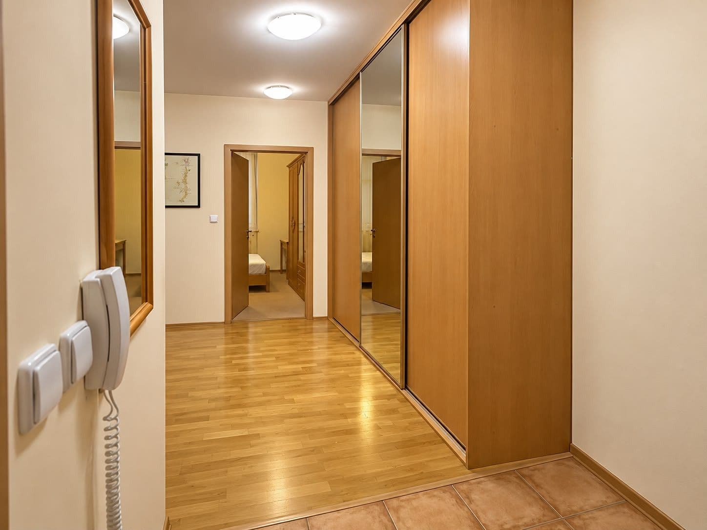 2 bedroom with open-plan kitchen flat to rent, 101 m², Voskovcova, Prague, Prague 2 bedroom with open-plan kitchen flat to rent, 101 m², Voskovcova, Prague, Prague