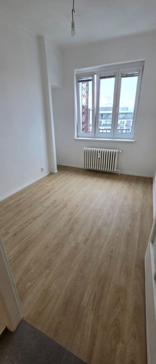 1 bedroom with open-plan kitchen flat to rent, 53 m², Jankovcova, Prague, Prague 1 bedroom with open-plan kitchen flat to rent, 53 m², Jankovcova, Prague, Prague