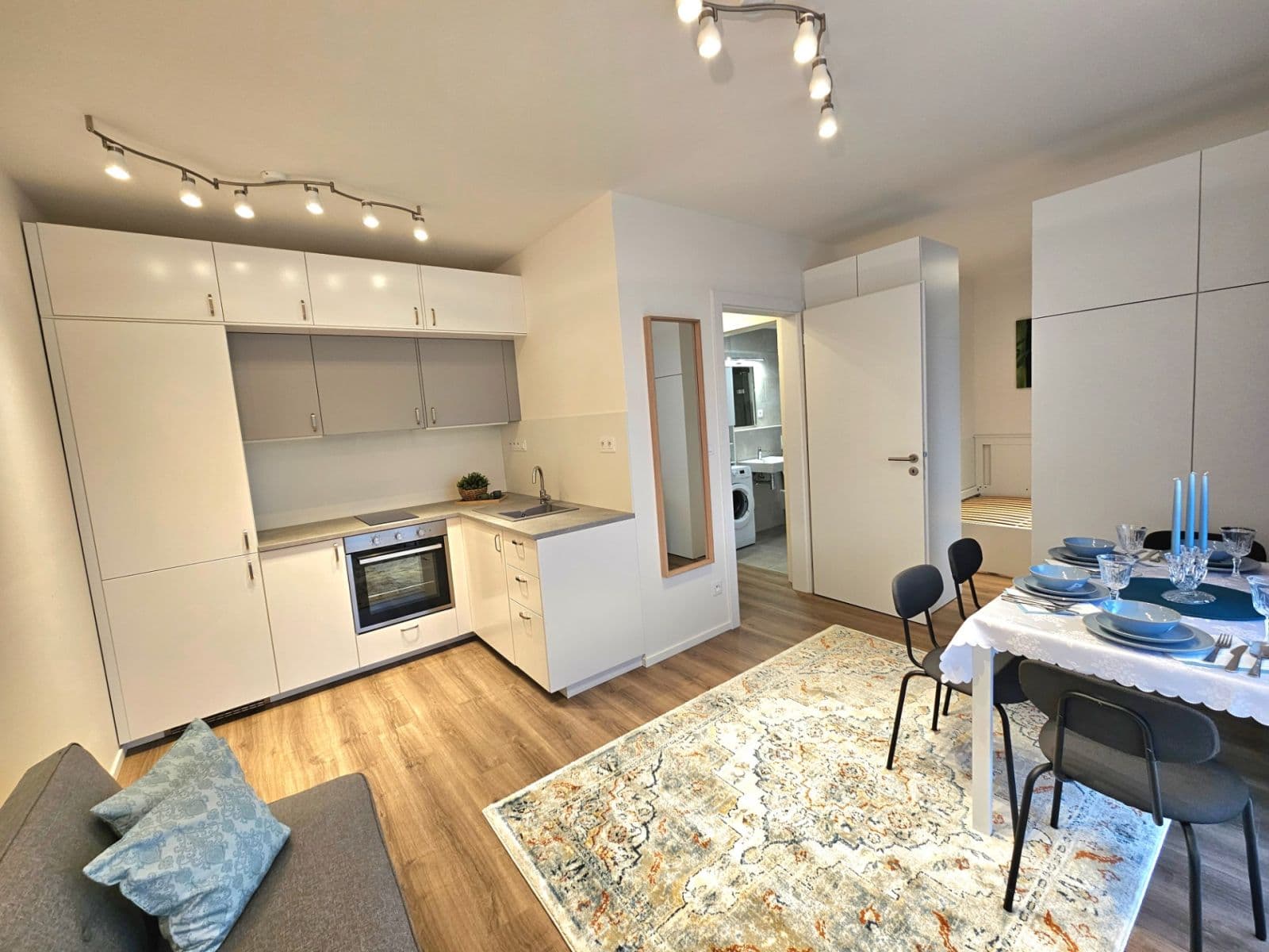 1 bedroom with open-plan kitchen flat to rent, 35 m², Arnošta Valenty, Prague, Prague 1 bedroom with open-plan kitchen flat to rent, 35 m², Arnošta Valenty, Prague, Prague