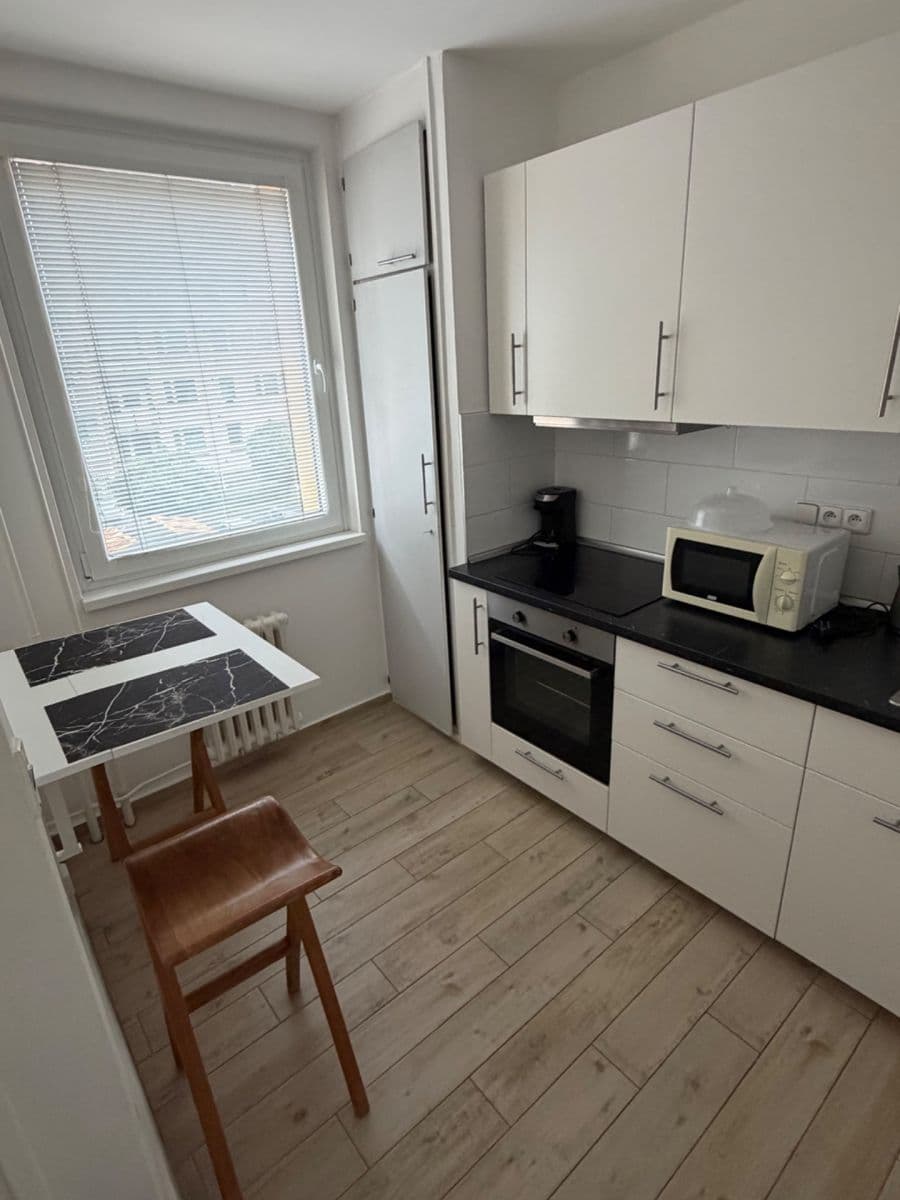2 bedroom flat to rent, 45 m², Dreyerova, Prague, Prague 2 bedroom flat to rent, 45 m², Dreyerova, Prague, Prague
