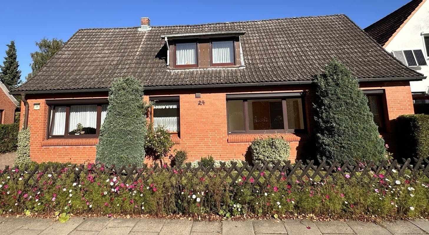 house for sale, 138 m², Hasselbusch 24, Bargteheide, Schleswig-Holstein house for sale, 138 m², Hasselbusch 24, Bargteheide, Schleswig-Holstein