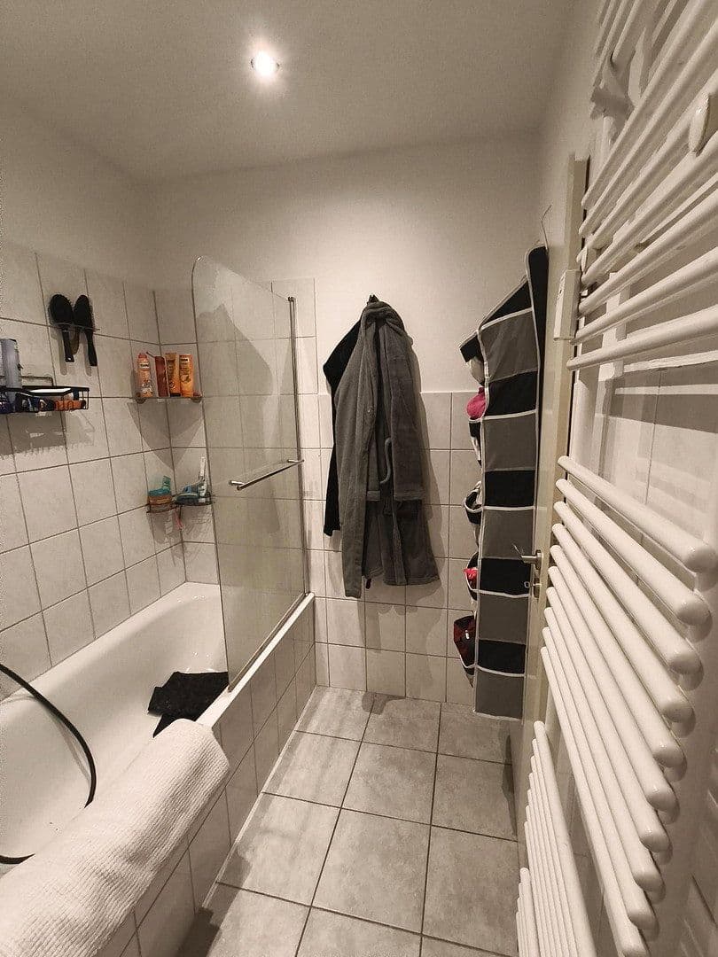 3 bedroom flat to rent, 85 m², Neviandtstrasse, Wuppertal, North Rhine-Westphalia 3 bedroom flat to rent, 85 m², Neviandtstrasse, Wuppertal, North Rhine-Westphalia