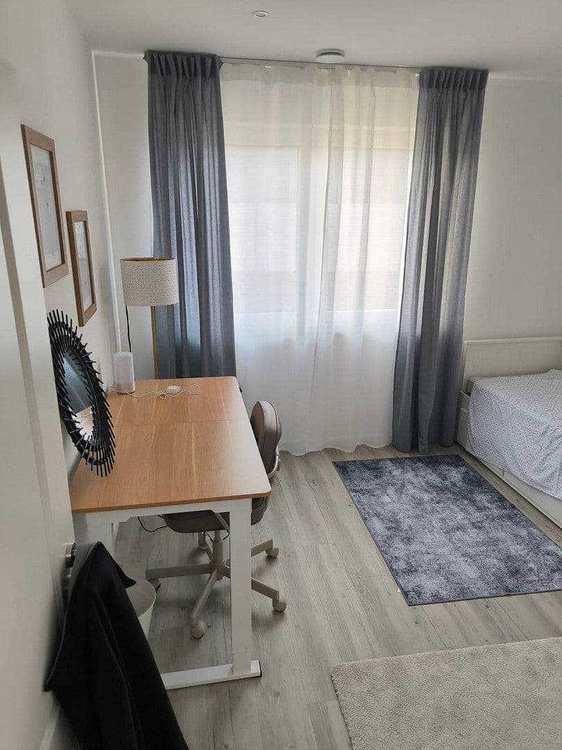 3 bedroom flat to rent, 89 m², Hürth, North Rhine-Westphalia 3 bedroom flat to rent, 89 m², Hürth, North Rhine-Westphalia