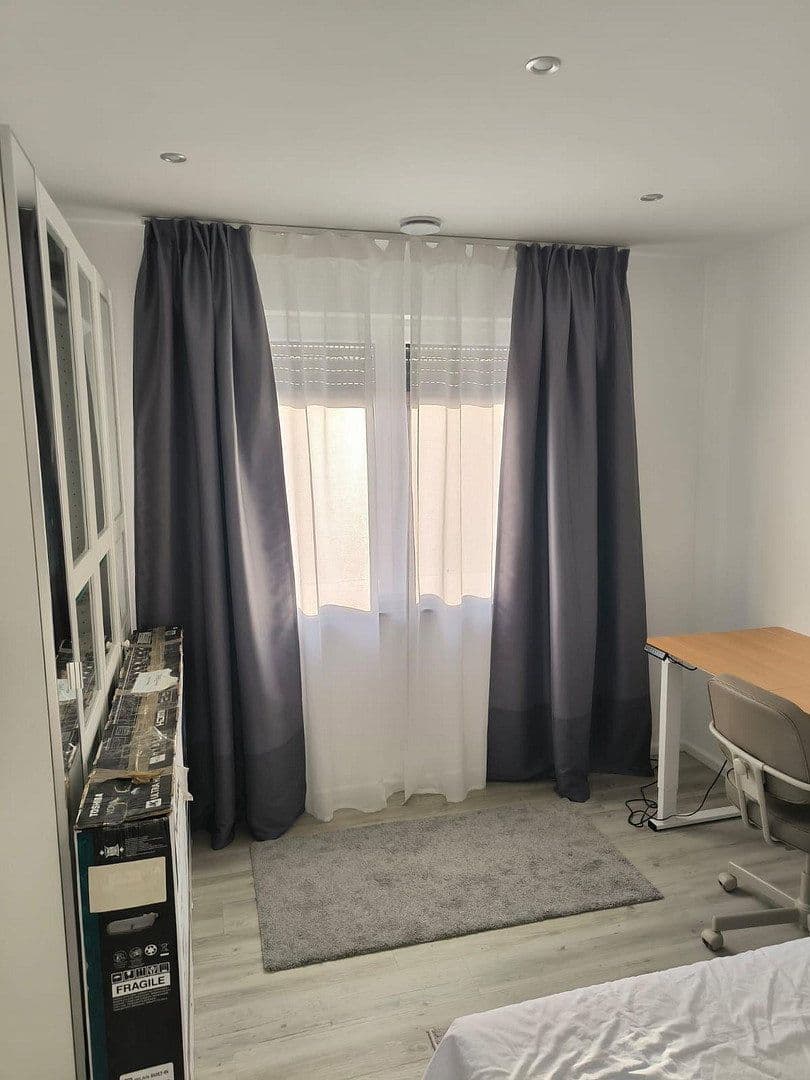 3 bedroom flat to rent, 89 m², Hürth, North Rhine-Westphalia 3 bedroom flat to rent, 89 m², Hürth, North Rhine-Westphalia