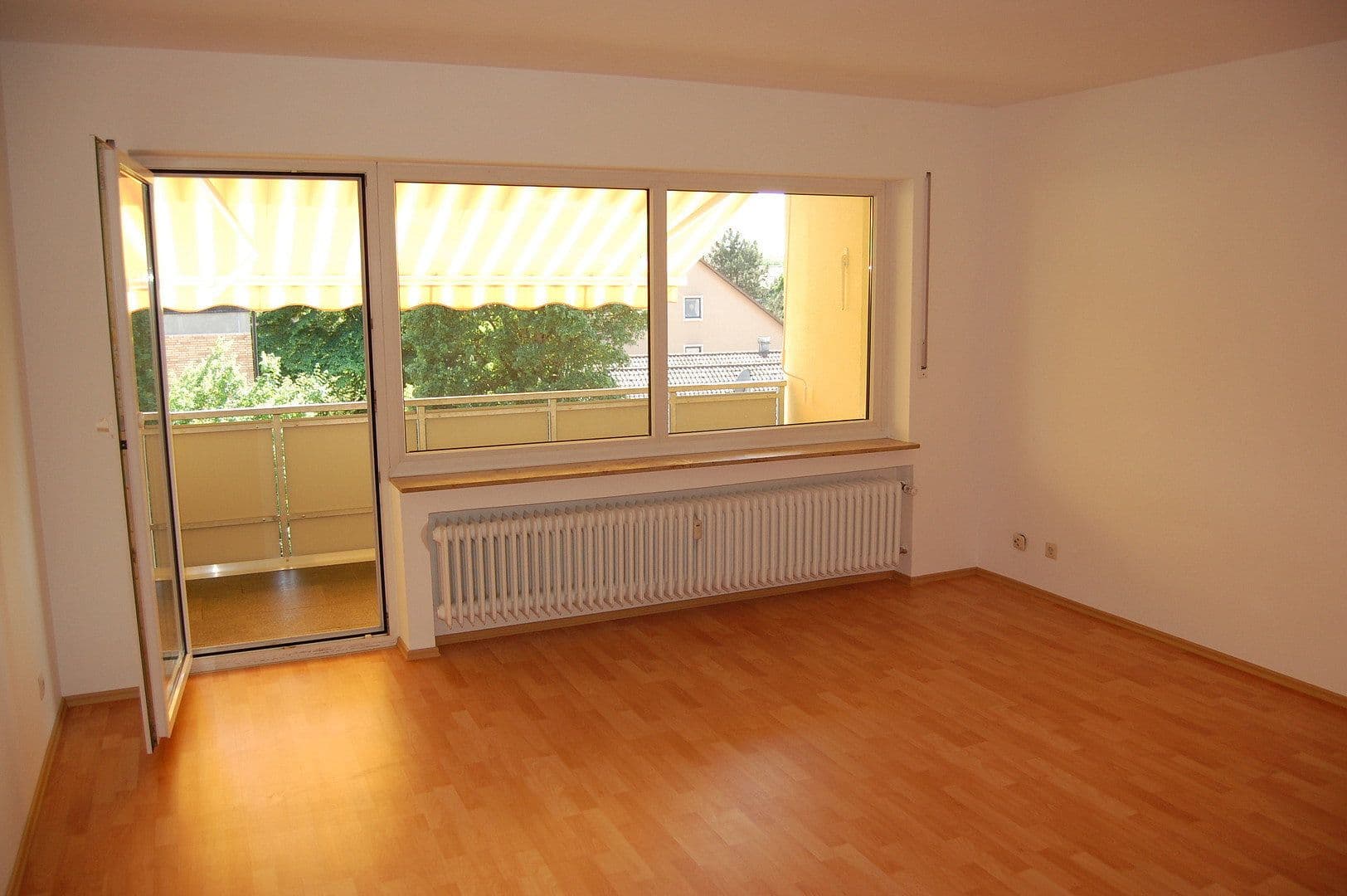 3 bedroom flat to rent, 77 m², Lange Zeile 72, Erlangen, Bavaria 3 bedroom flat to rent, 77 m², Lange Zeile 72, Erlangen, Bavaria