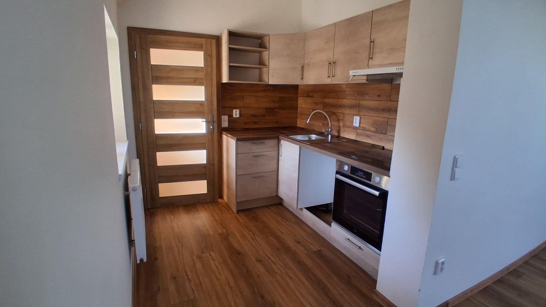 1 bedroom with open-plan kitchen flat to rent, 58 m², Komenského, Zdice, Středočeský Region 1 bedroom with open-plan kitchen flat to rent, 58 m², Komenského, Zdice, Středočeský Region