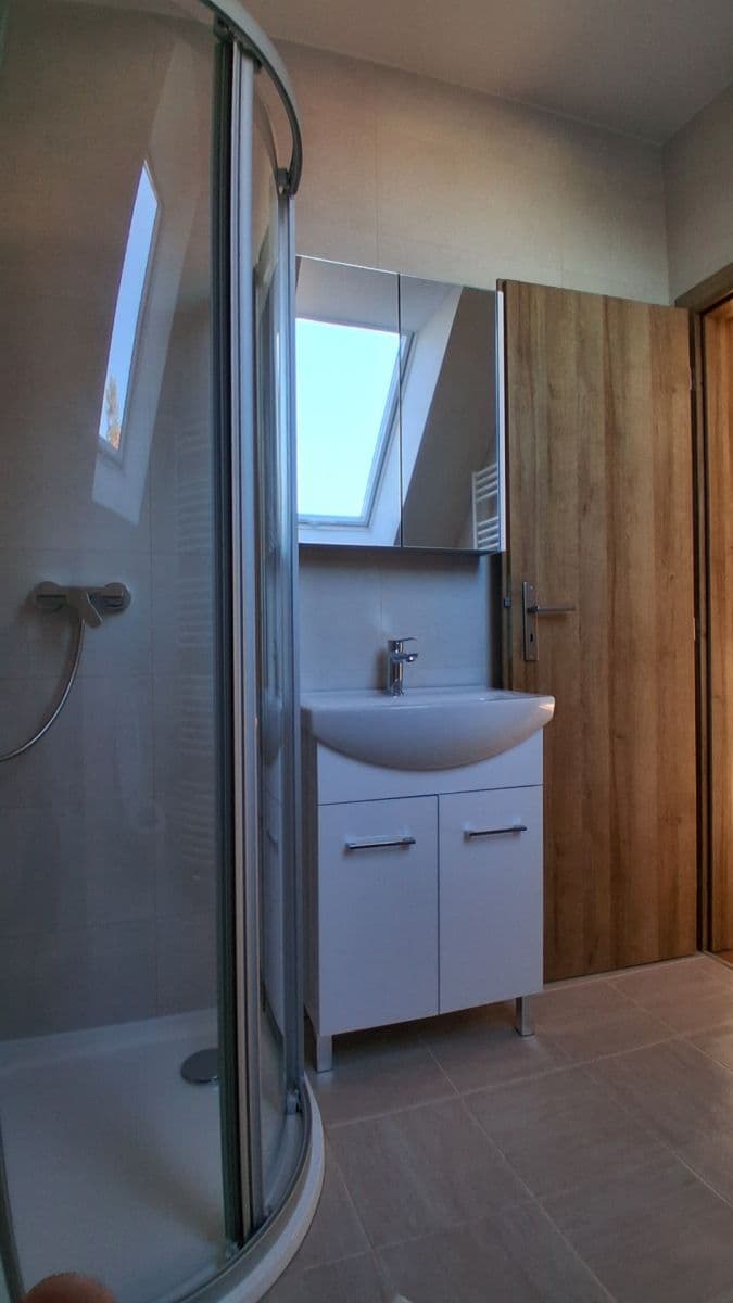 1 bedroom with open-plan kitchen flat to rent, 58 m², Komenského, Zdice, Středočeský Region 1 bedroom with open-plan kitchen flat to rent, 58 m², Komenského, Zdice, Středočeský Region