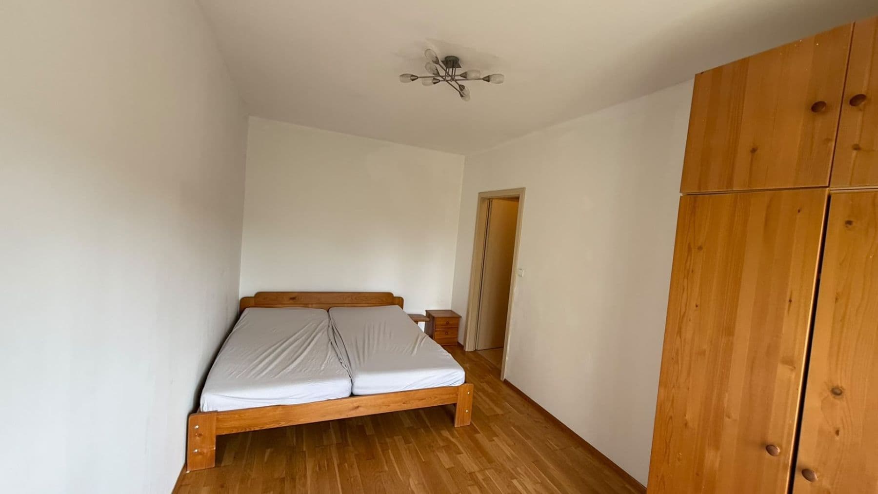 1 bedroom with open-plan kitchen flat to rent, 46 m², Nad Údolím, Husinec, Středočeský Region 1 bedroom with open-plan kitchen flat to rent, 46 m², Nad Údolím, Husinec, Středočeský Region