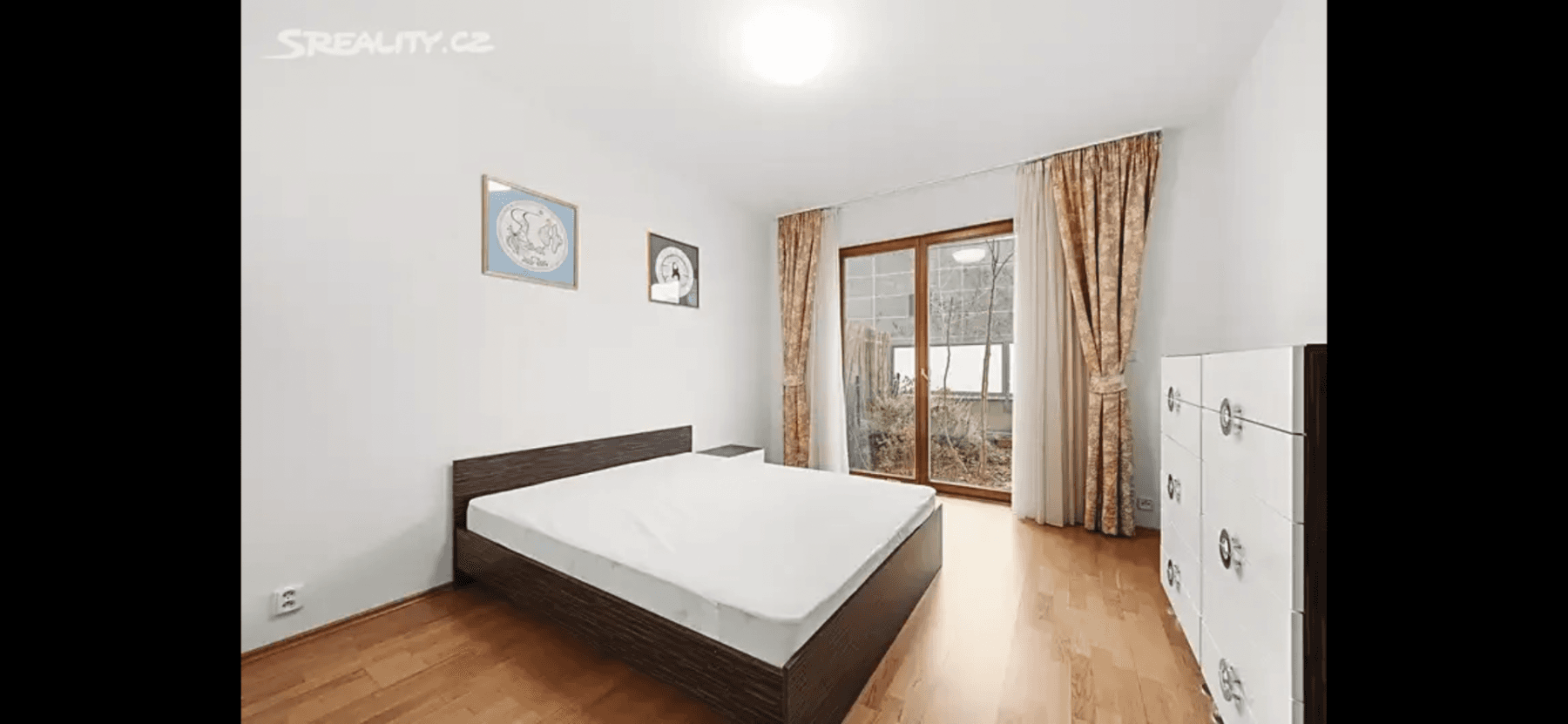 2 bedroom with open-plan kitchen flat to rent, 72 m², Heinemannova, Prague, Prague 2 bedroom with open-plan kitchen flat to rent, 72 m², Heinemannova, Prague, Prague