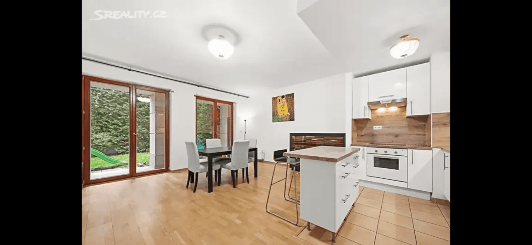 2 bedroom with open-plan kitchen flat to rent, 72 m², Heinemannova, Prague, Prague 2 bedroom with open-plan kitchen flat to rent, 72 m², Heinemannova, Prague, Prague