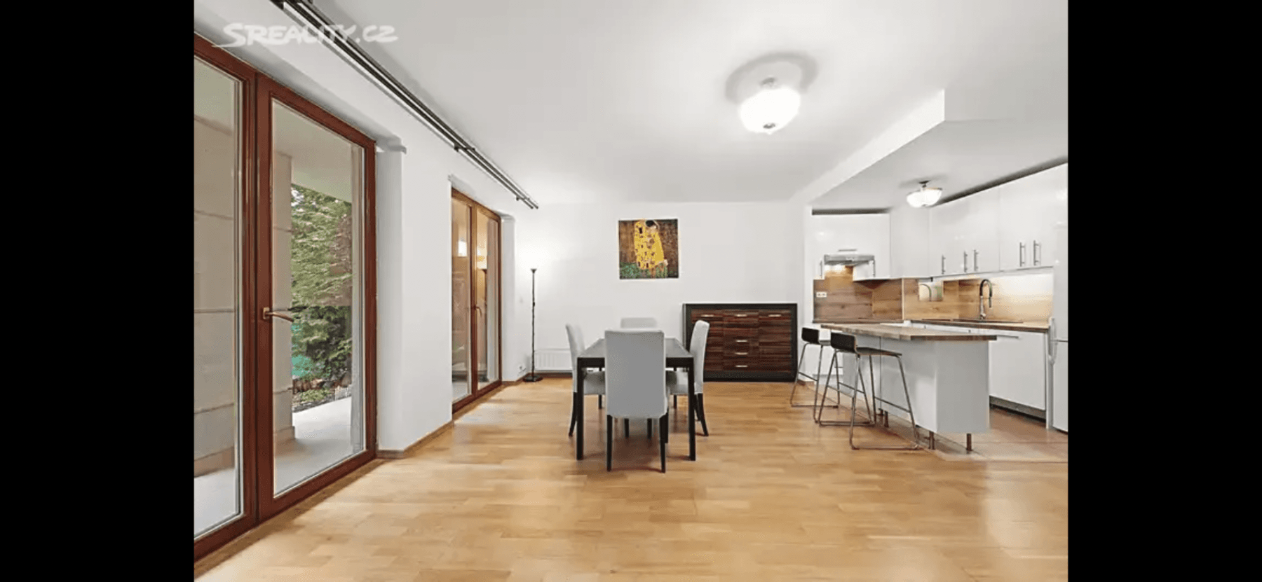2 bedroom with open-plan kitchen flat to rent, 72 m², Heinemannova, Prague, Prague 2 bedroom with open-plan kitchen flat to rent, 72 m², Heinemannova, Prague, Prague