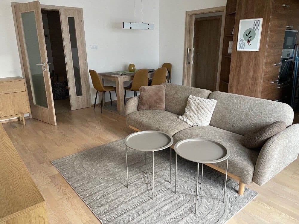 2 bedroom with open-plan kitchen flat to rent, 67 m², Učňovská, Prague, Prague 2 bedroom with open-plan kitchen flat to rent, 67 m², Učňovská, Prague, Prague