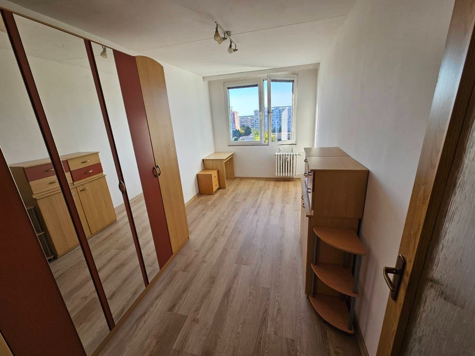 3 bedroom flat to rent, 77 m², Nechvílova, Prague, Prague 3 bedroom flat to rent, 77 m², Nechvílova, Prague, Prague