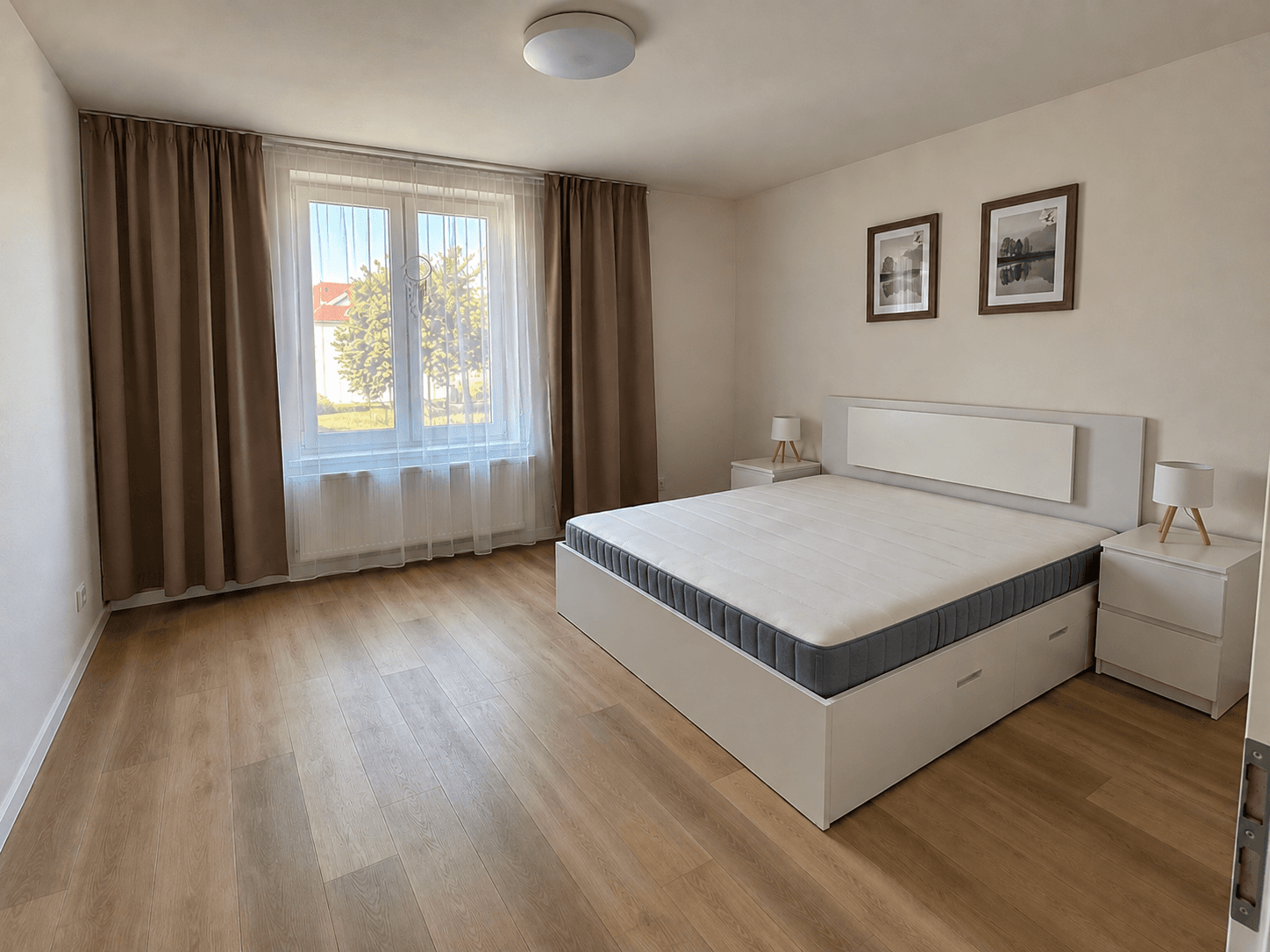 2 bedroom with open-plan kitchen flat to rent, 73 m², Danielova, Prague, Prague 2 bedroom with open-plan kitchen flat to rent, 73 m², Danielova, Prague, Prague