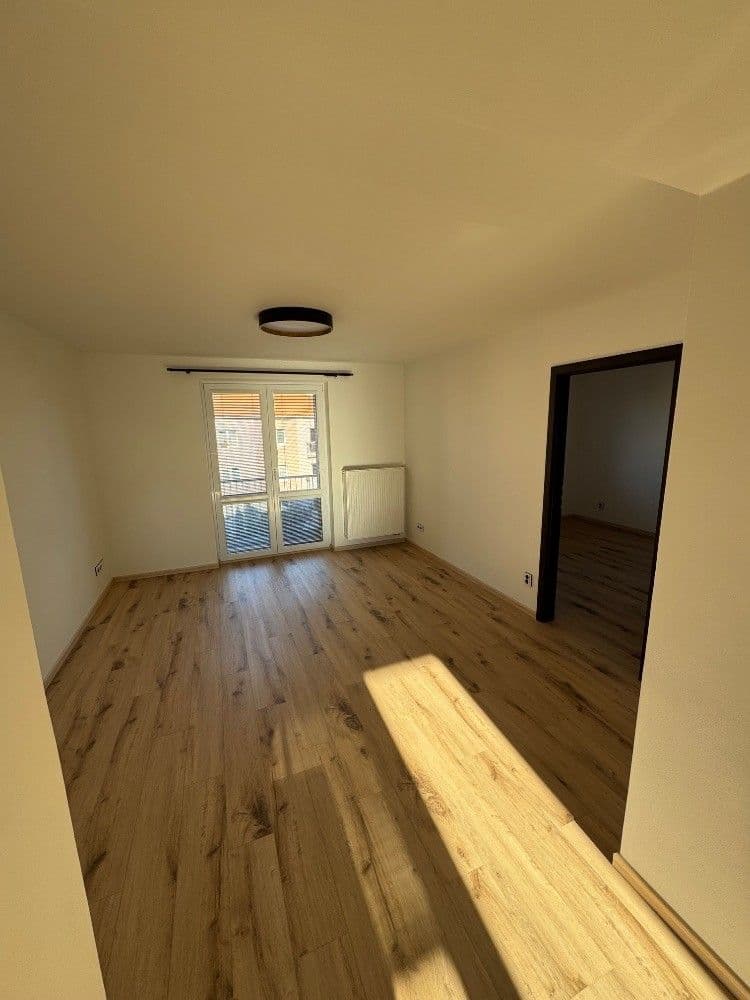2 bedroom flat to rent, 50 m², Zahradní, Plzeň, Plzeňský Region 2 bedroom flat to rent, 50 m², Zahradní, Plzeň, Plzeňský Region