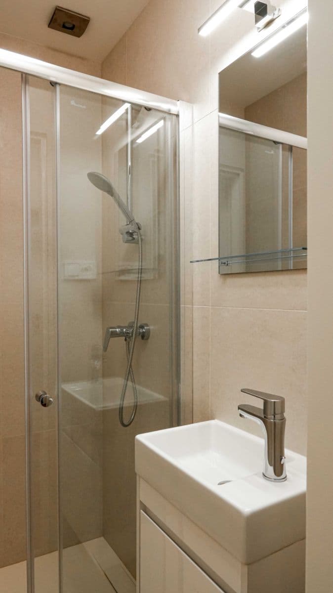 Studio flat to rent, 31 m², V Podluží, Prague, Prague Studio flat to rent, 31 m², V Podluží, Prague, Prague