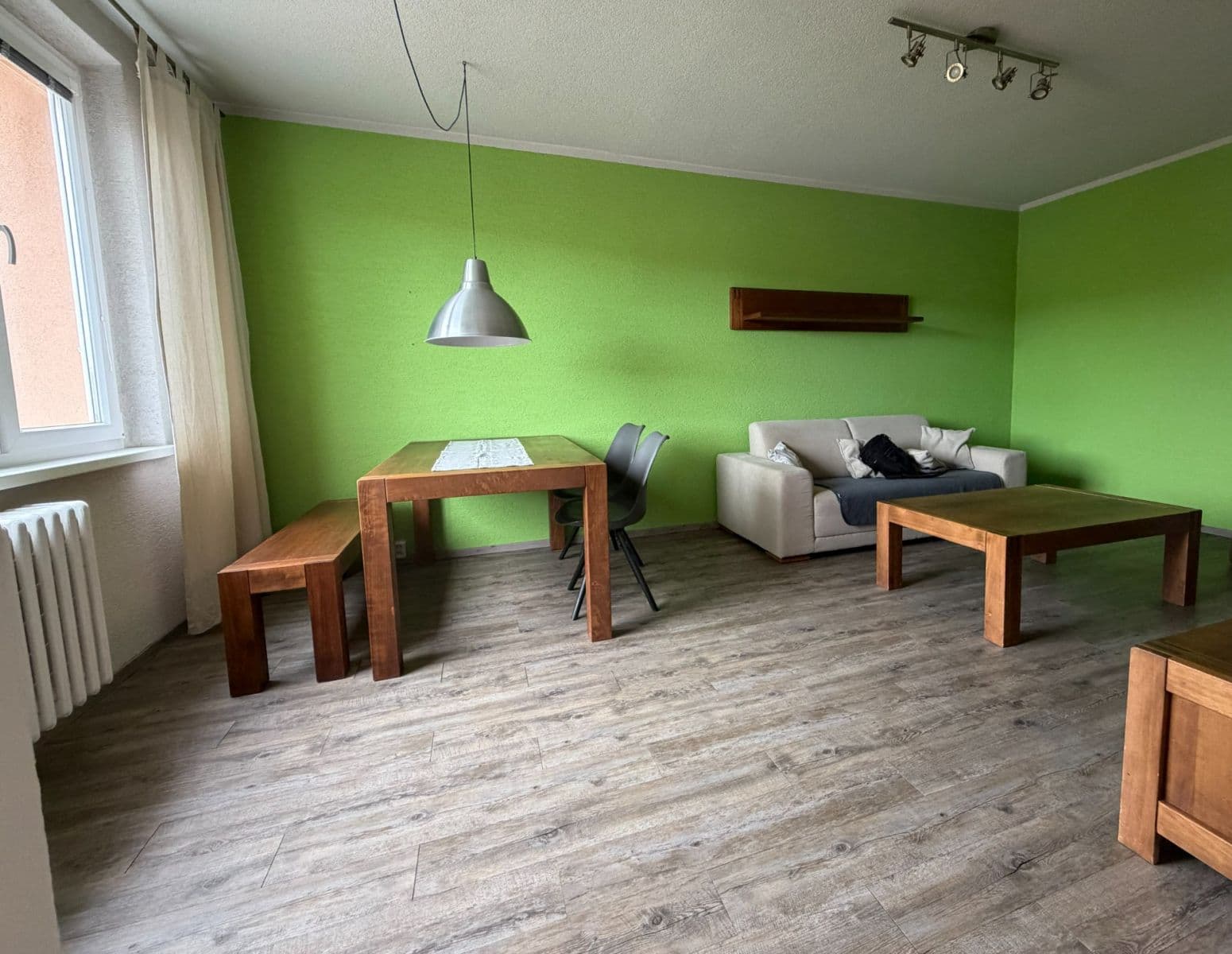 2 bedroom with open-plan kitchen flat to rent, 86 m², Kaštanová, Rosice, Jihomoravský Region 2 bedroom with open-plan kitchen flat to rent, 86 m², Kaštanová, Rosice, Jihomoravský Region