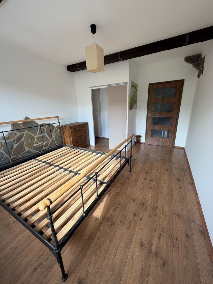 2 bedroom with open-plan kitchen flat to rent, 86 m², Kaštanová, Rosice, Jihomoravský Region 2 bedroom with open-plan kitchen flat to rent, 86 m², Kaštanová, Rosice, Jihomoravský Region