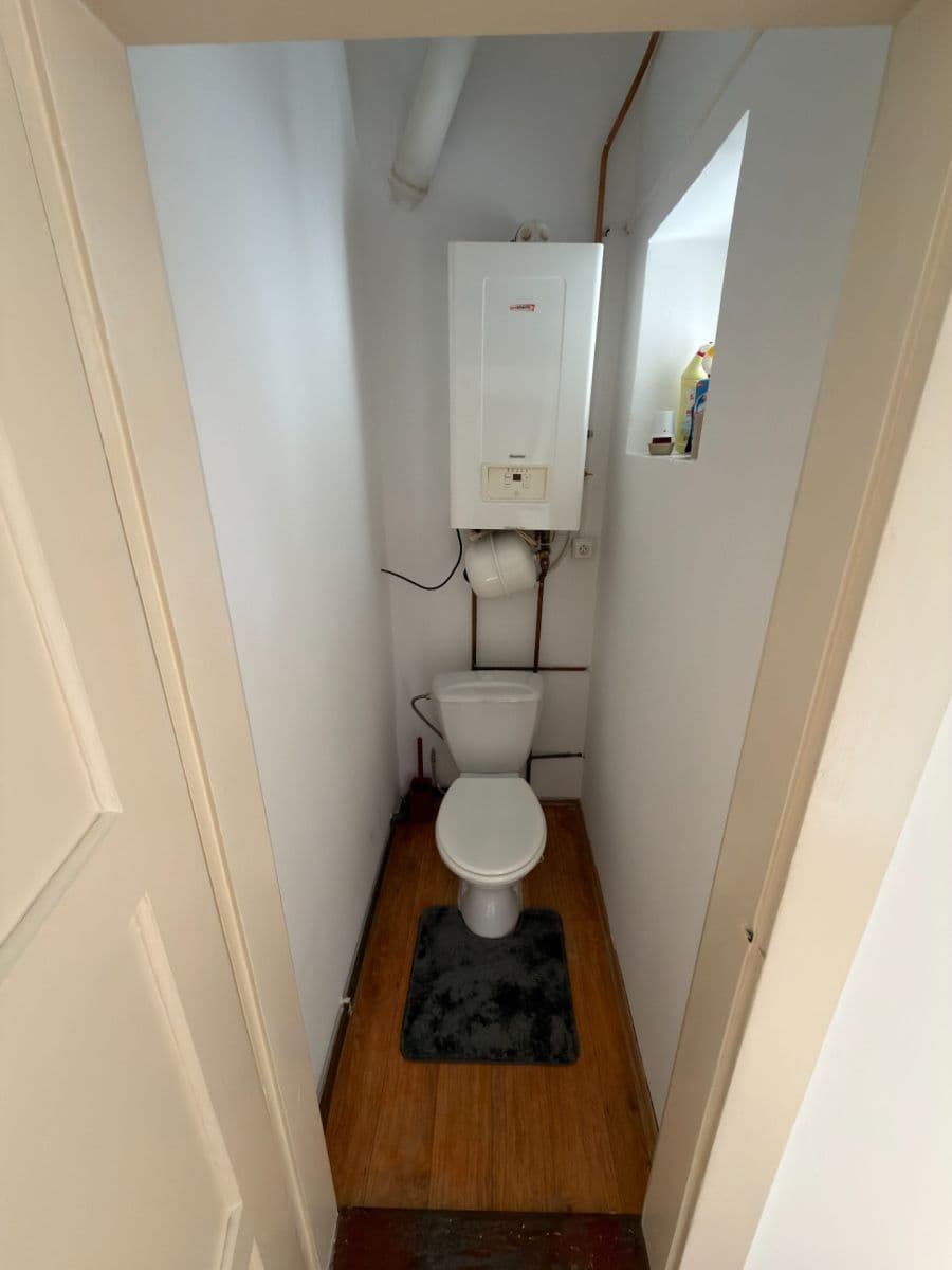 1 bedroom with open-plan kitchen flat to rent, 51 m², U Městských domů, Ústí nad Labem, Ústecký Region 1 bedroom with open-plan kitchen flat to rent, 51 m², U Městských domů, Ústí nad Labem, Ústecký Region