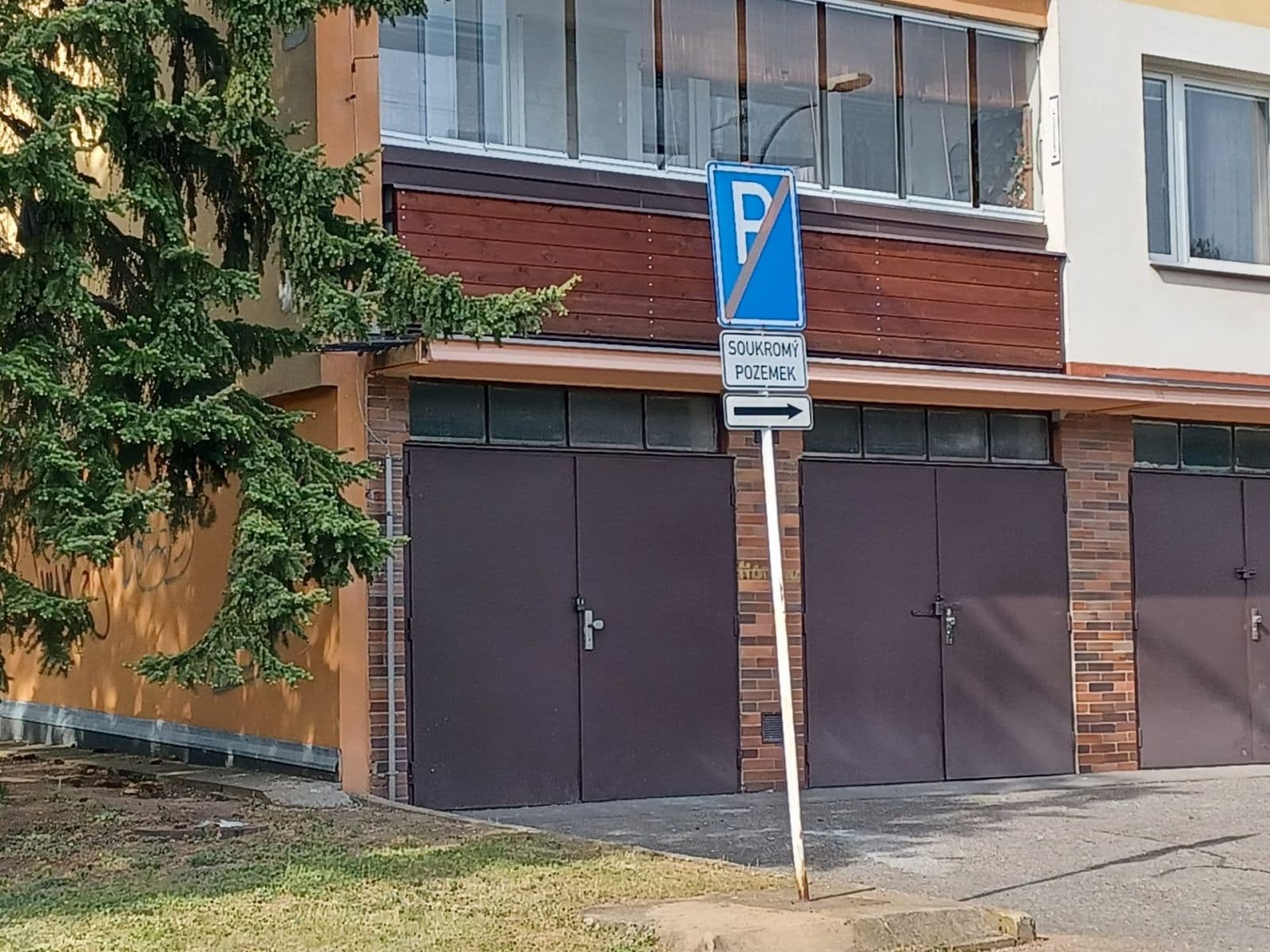garage to rent, 18 m², K Rovinám, Prague, Prague garage to rent, 18 m², K Rovinám, Prague, Prague