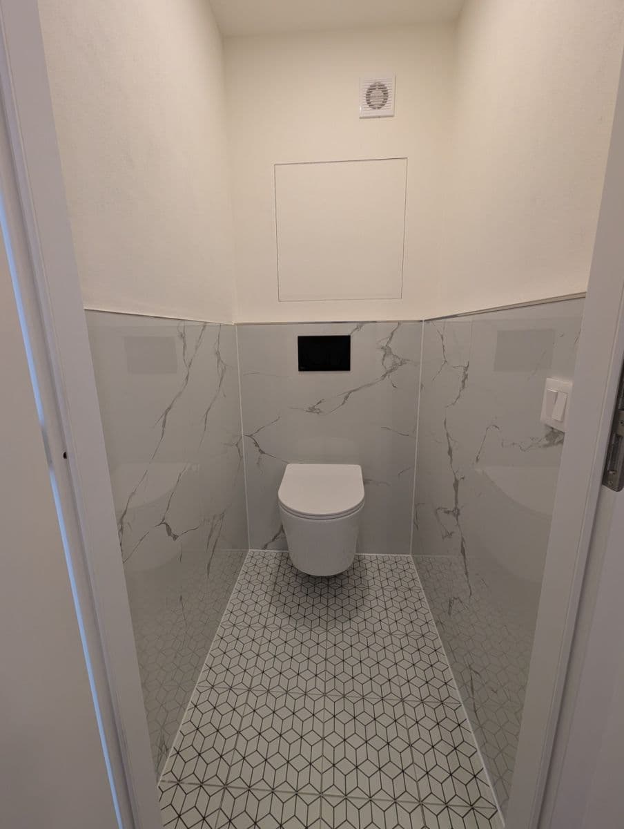 2 bedroom with open-plan kitchen flat to rent, 79 m², Ve svahu, Prague, Prague 2 bedroom with open-plan kitchen flat to rent, 79 m², Ve svahu, Prague, Prague