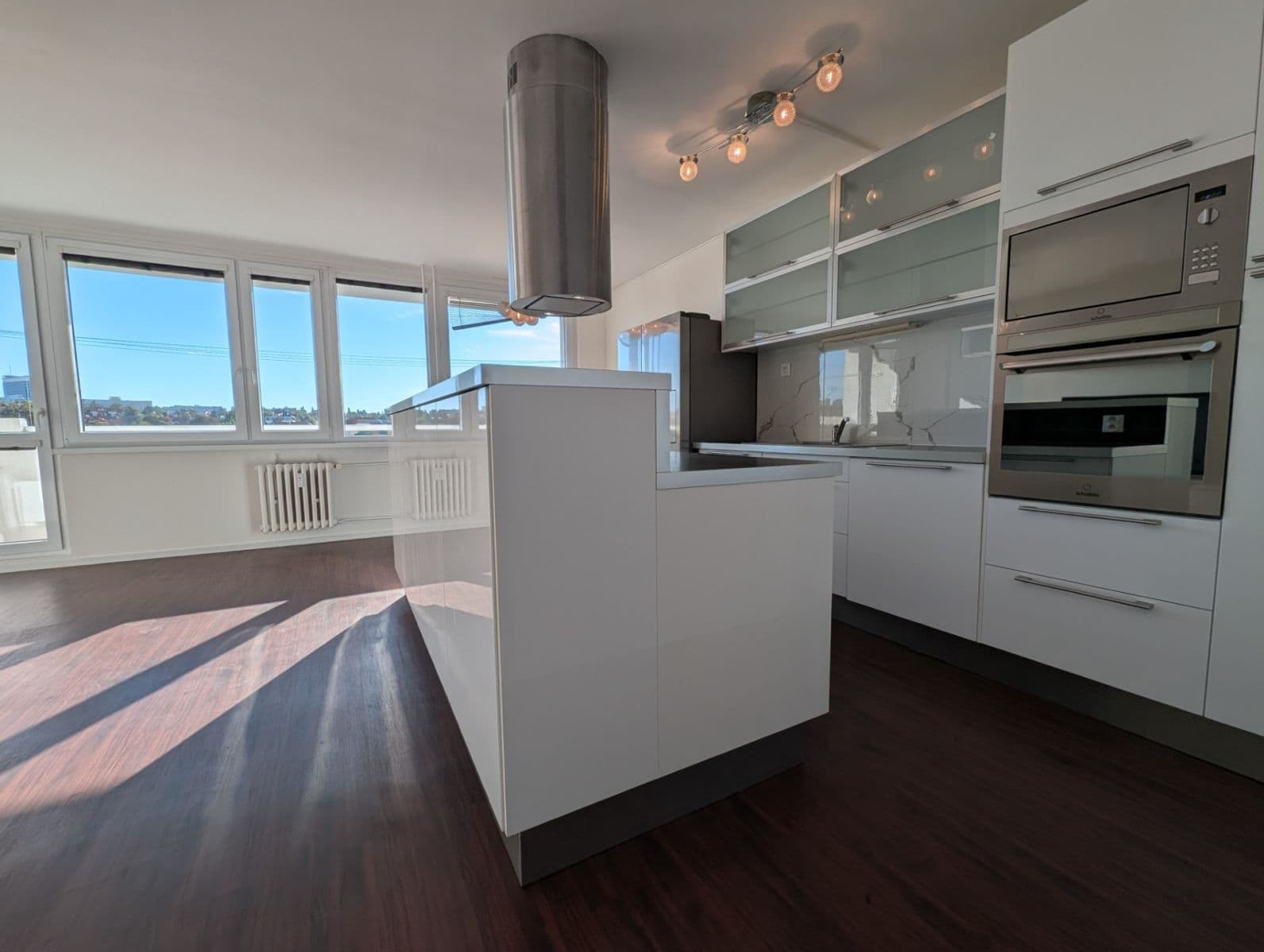 2 bedroom with open-plan kitchen flat to rent, 79 m², Ve svahu, Prague, Prague 2 bedroom with open-plan kitchen flat to rent, 79 m², Ve svahu, Prague, Prague