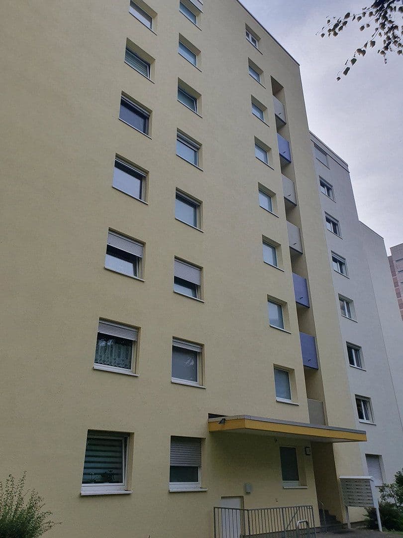 1 bedroom with open-plan kitchen flat to rent, 80 m², Berliner Straße 3, Schwalbach am Taunus, Hesse 1 bedroom with open-plan kitchen flat to rent, 80 m², Berliner Straße 3, Schwalbach am Taunus, Hesse
