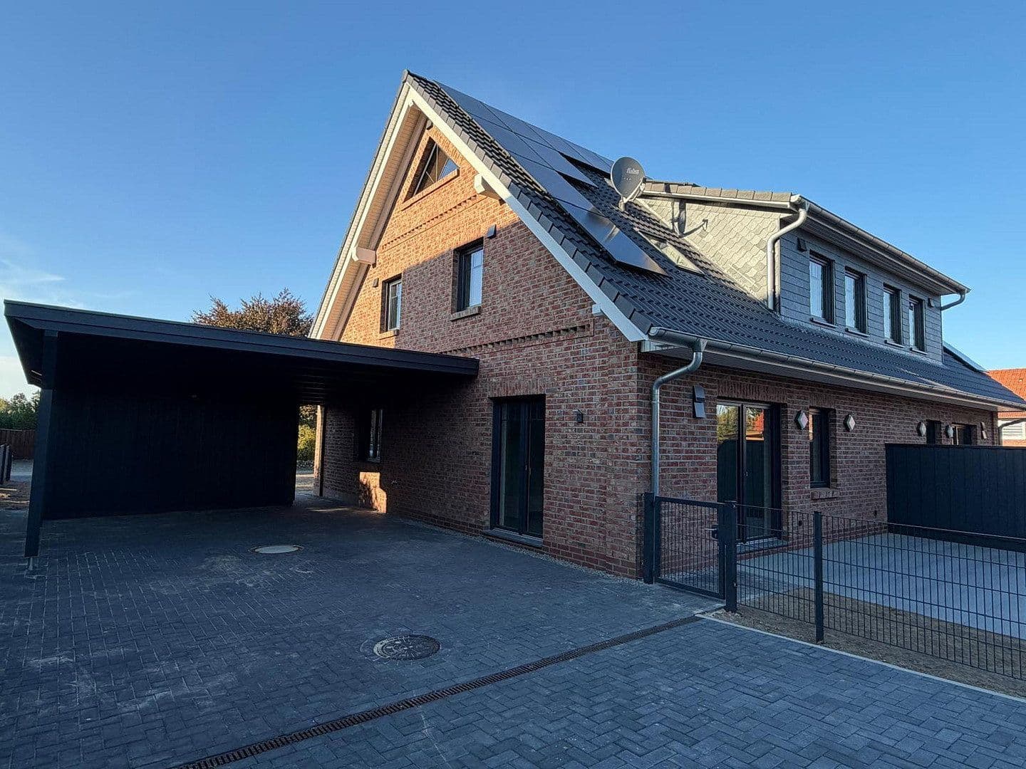 house for sale, 126 m², Unter den Linden 28 a + c, Stelle, Lower Saxony house for sale, 126 m², Unter den Linden 28 a + c, Stelle, Lower Saxony