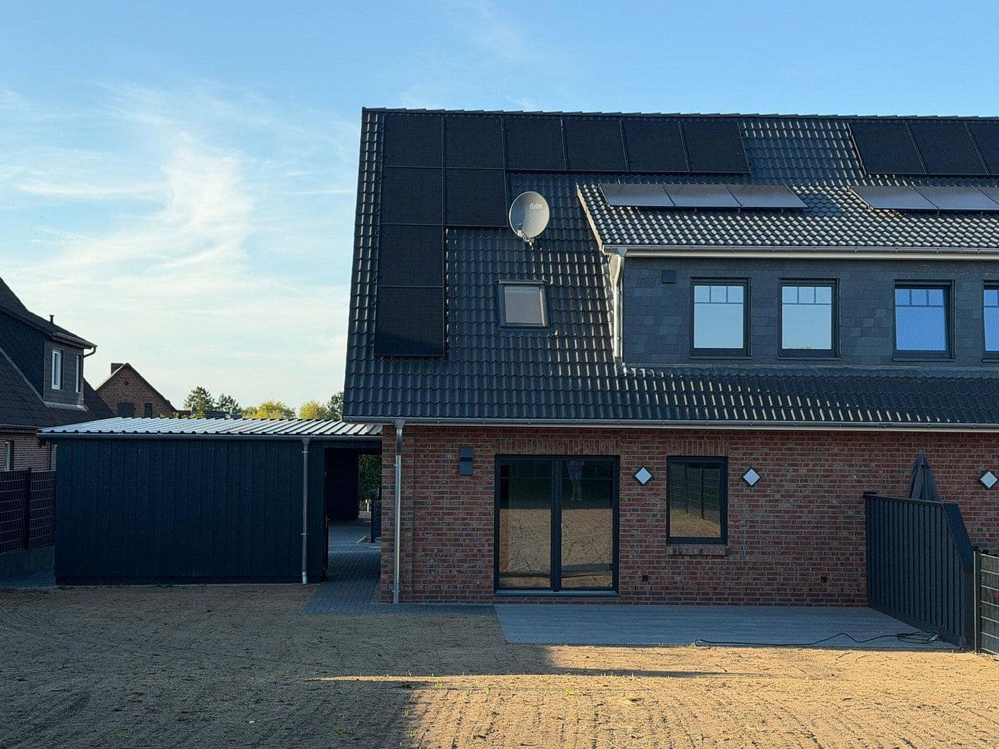 house for sale, 126 m², Unter den Linden 28 a + c, Stelle, Lower Saxony house for sale, 126 m², Unter den Linden 28 a + c, Stelle, Lower Saxony