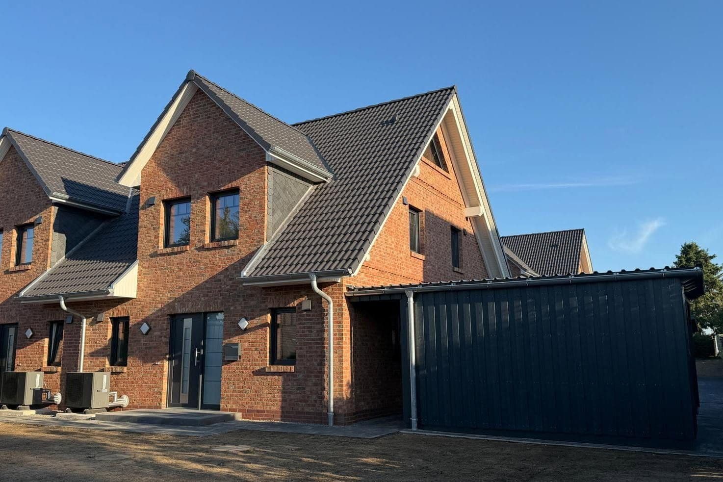 house for sale, 126 m², Unter den Linden 28 a + c, Stelle, Lower Saxony house for sale, 126 m², Unter den Linden 28 a + c, Stelle, Lower Saxony