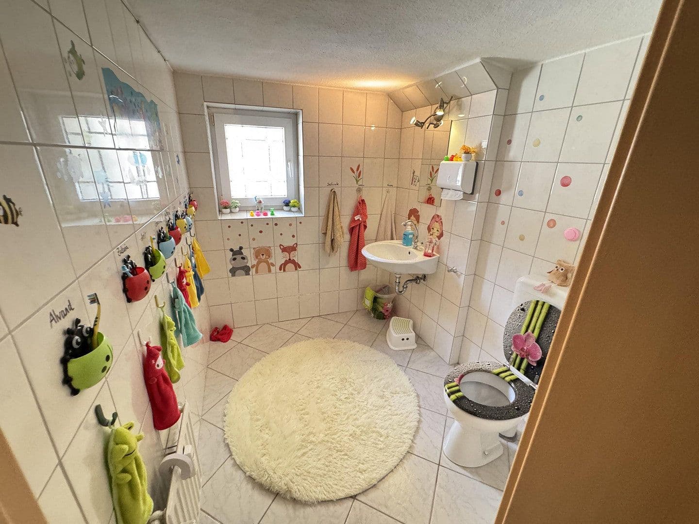 house for sale, 464 m², Altenessener Straße 85, Essen, North Rhine-Westphalia house for sale, 464 m², Altenessener Straße 85, Essen, North Rhine-Westphalia