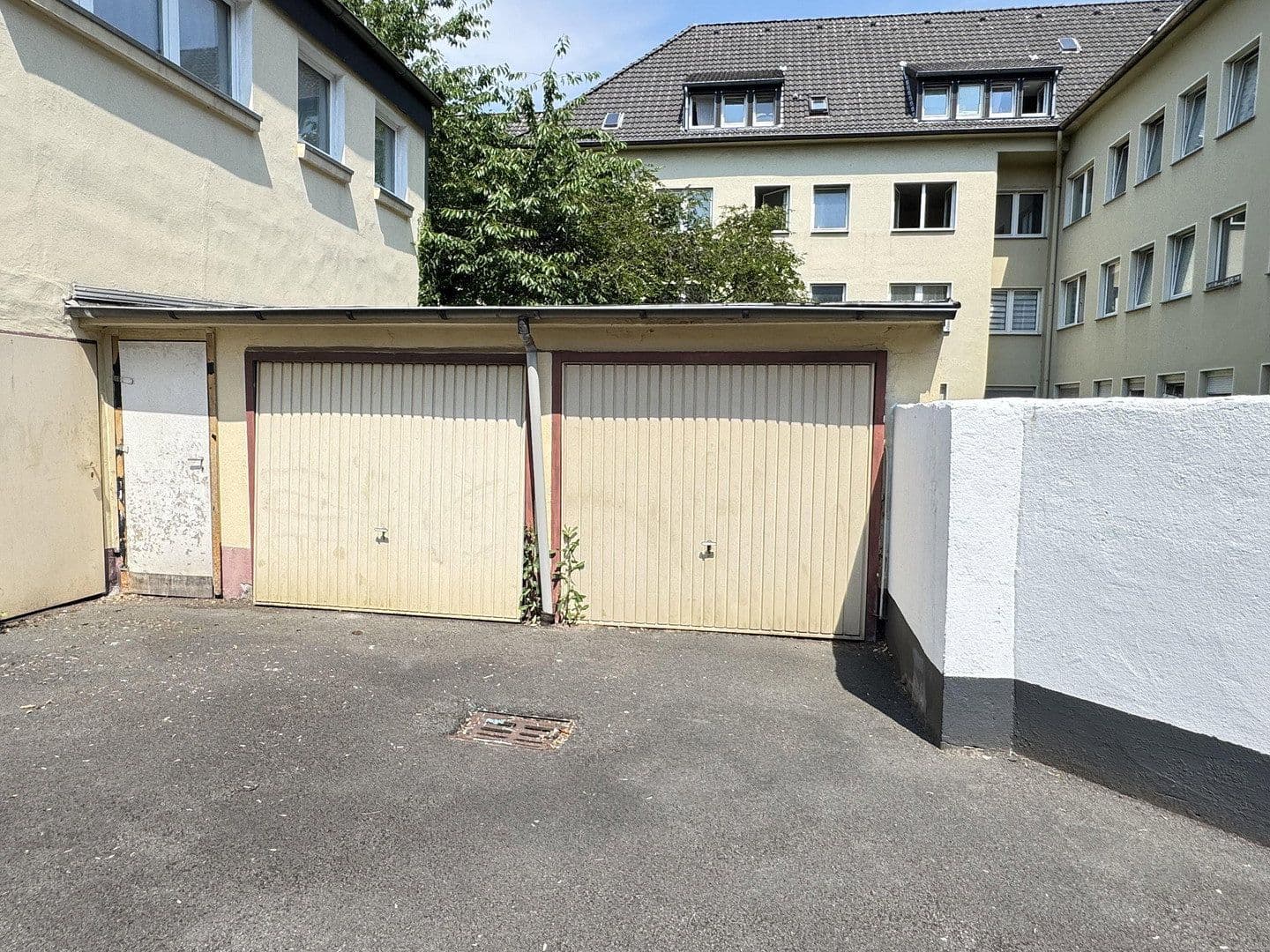 house for sale, 464 m², Altenessener Straße 85, Essen, North Rhine-Westphalia house for sale, 464 m², Altenessener Straße 85, Essen, North Rhine-Westphalia