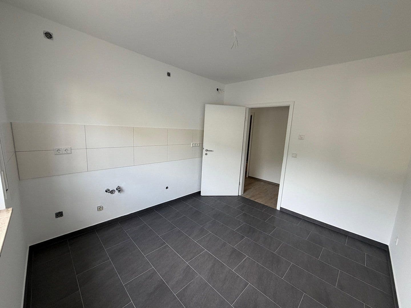 3 bedroom flat to rent, 83 m², Egerlandstraße 8a, Solms, Hesse 3 bedroom flat to rent, 83 m², Egerlandstraße 8a, Solms, Hesse