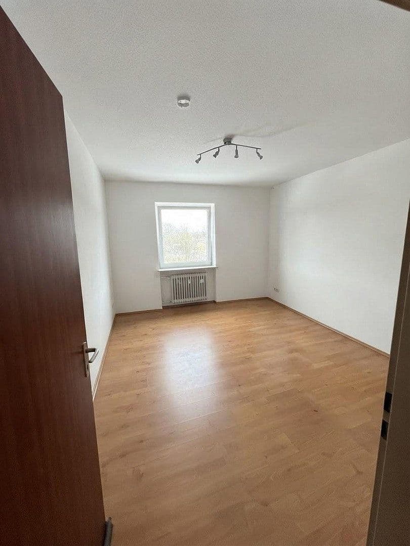 3 bedroom flat to rent, 85 m², Hohenzollernstraße 9, Friedrichsthal, Saarland 3 bedroom flat to rent, 85 m², Hohenzollernstraße 9, Friedrichsthal, Saarland