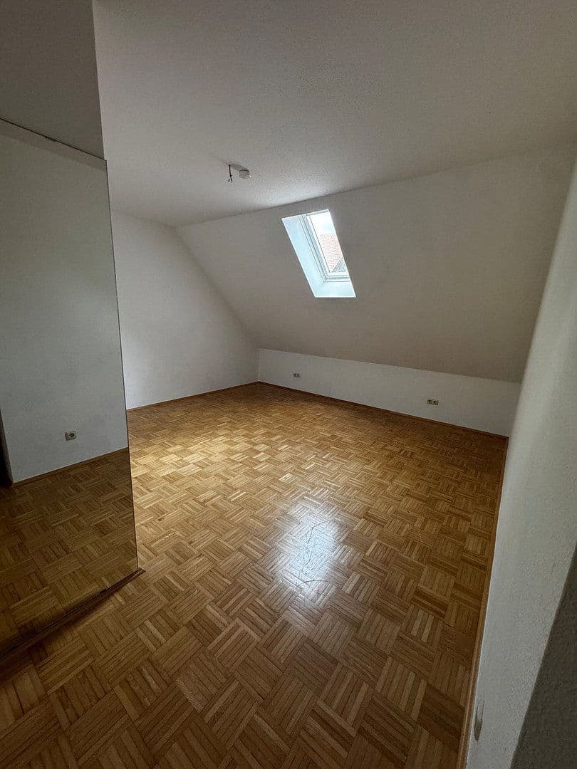 4 bedroom flat to rent, 143 m², Burggrumbacher Str. 4, Unterpleichfeld, Bavaria 4 bedroom flat to rent, 143 m², Burggrumbacher Str. 4, Unterpleichfeld, Bavaria