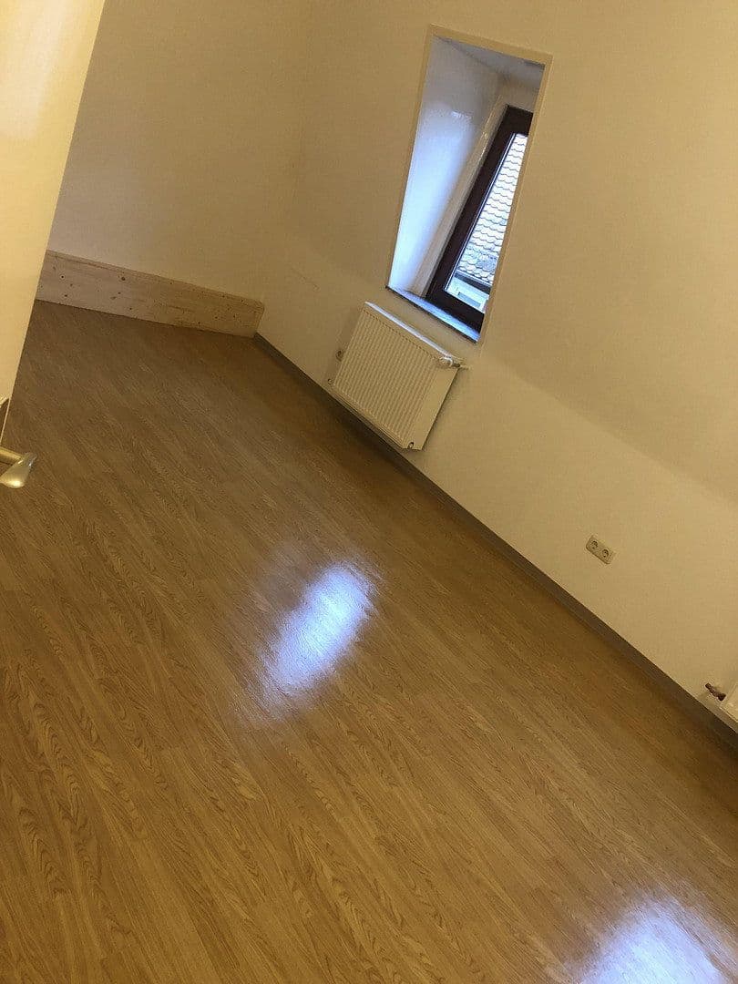 1 bedroom with open-plan kitchen flat to rent, 64 m², Nidderau, Hesse 1 bedroom with open-plan kitchen flat to rent, 64 m², Nidderau, Hesse
