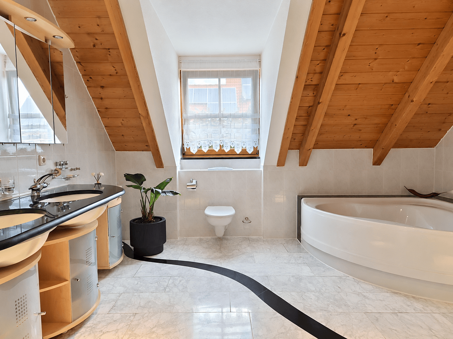 house for sale, 242 m², Burgoberbach, Bavaria house for sale, 242 m², Burgoberbach, Bavaria