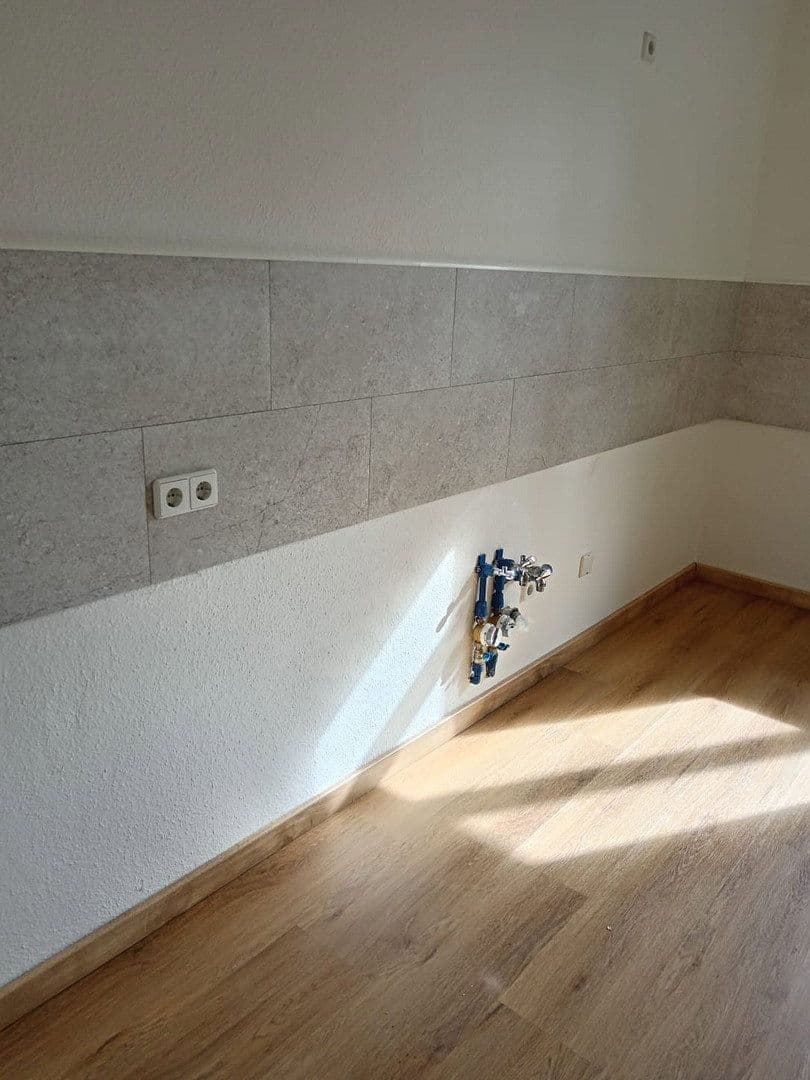 4 bedroom flat to rent, 97 m², Marienberger Straße 18, Chemnitz, Saxony 4 bedroom flat to rent, 97 m², Marienberger Straße 18, Chemnitz, Saxony