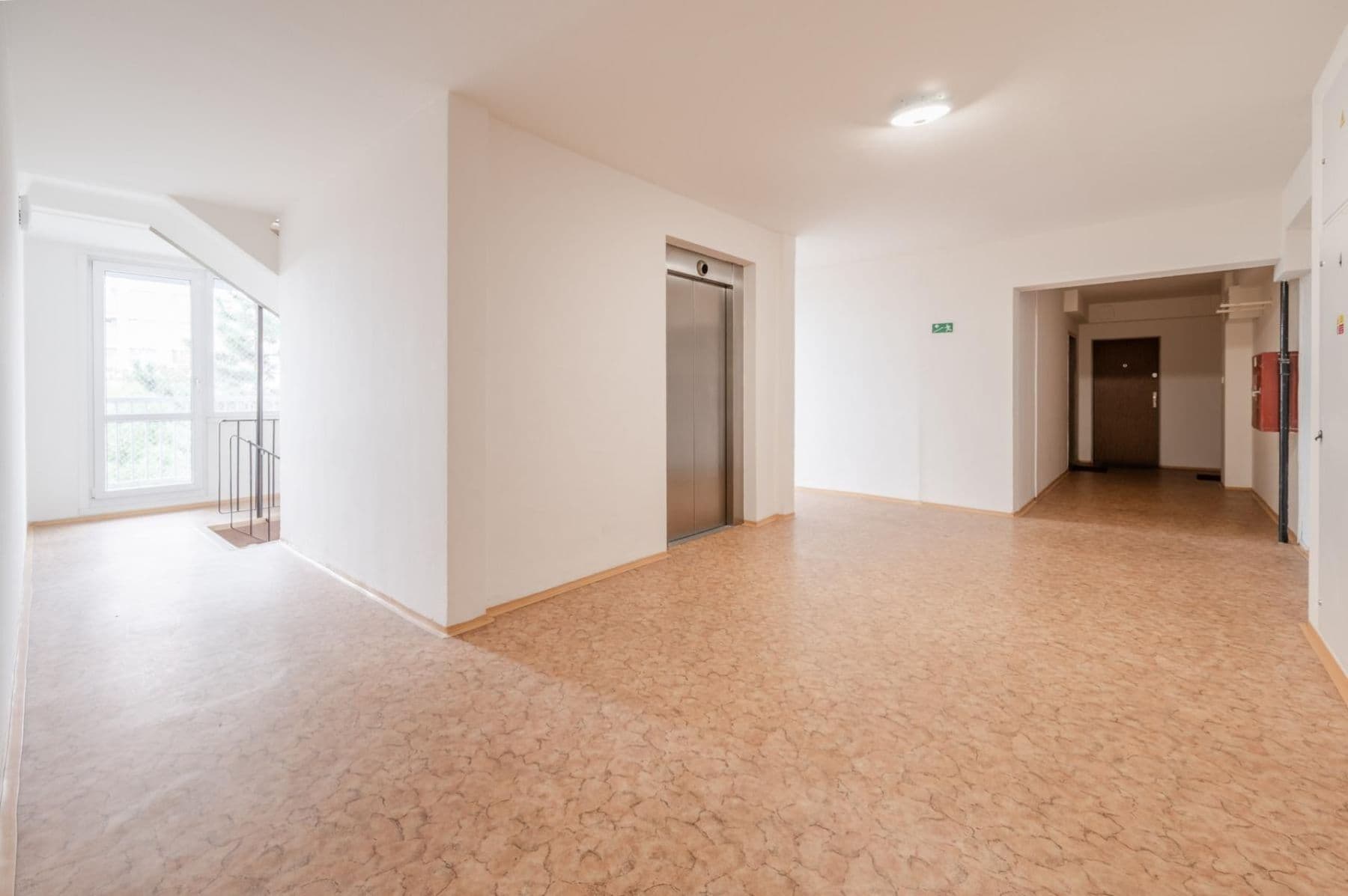 2 bedroom with open-plan kitchen flat to rent, 65 m², Podjavorinské, Prague, Prague 2 bedroom with open-plan kitchen flat to rent, 65 m², Podjavorinské, Prague, Prague