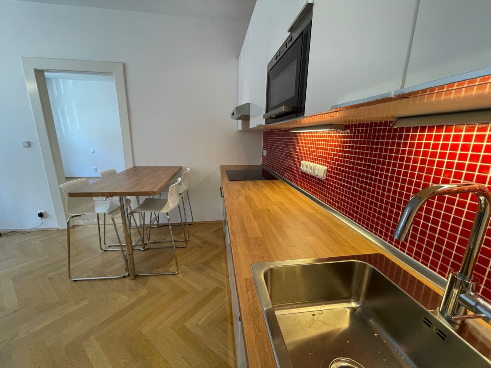 1 bedroom with open-plan kitchen flat to rent, 51 m², Buzulucká, Prague, Prague 1 bedroom with open-plan kitchen flat to rent, 51 m², Buzulucká, Prague, Prague
