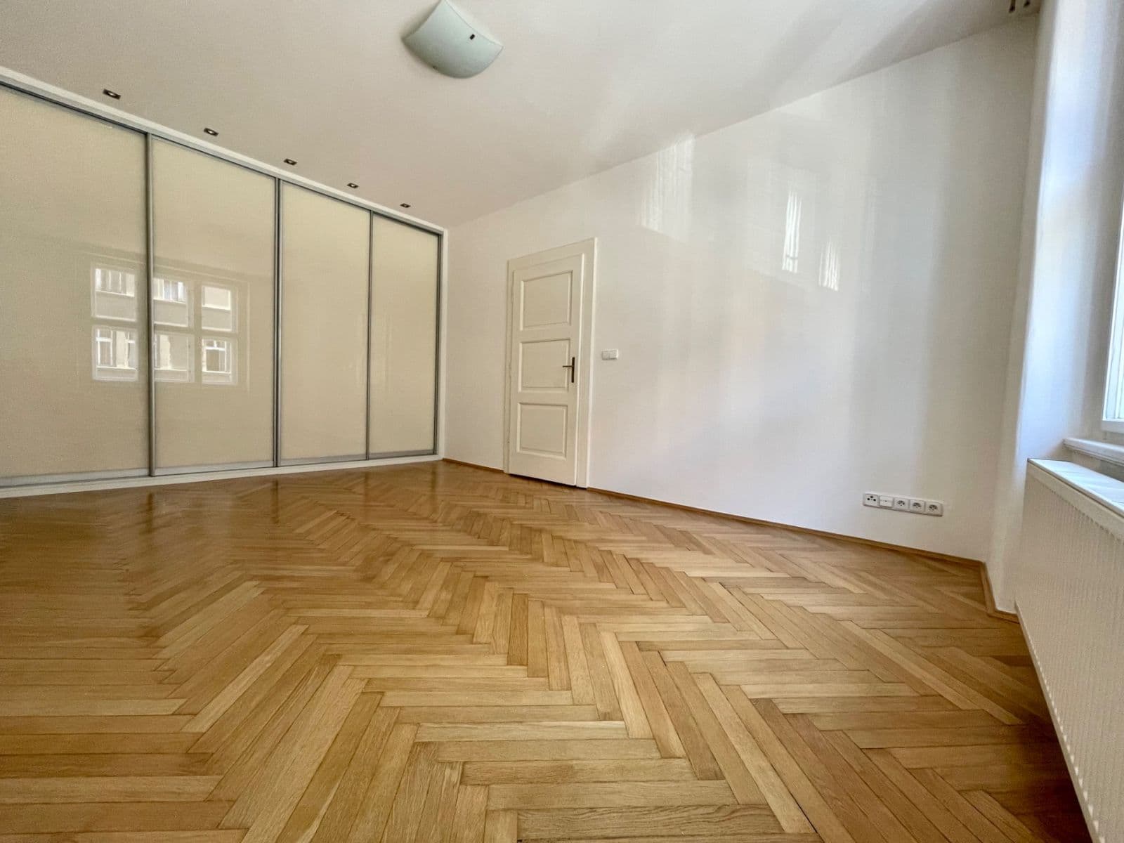 1 bedroom with open-plan kitchen flat to rent, 51 m², Buzulucká, Prague, Prague 1 bedroom with open-plan kitchen flat to rent, 51 m², Buzulucká, Prague, Prague