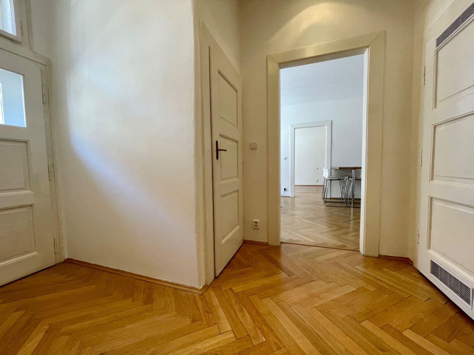 1 bedroom with open-plan kitchen flat to rent, 51 m², Buzulucká, Prague, Prague 1 bedroom with open-plan kitchen flat to rent, 51 m², Buzulucká, Prague, Prague