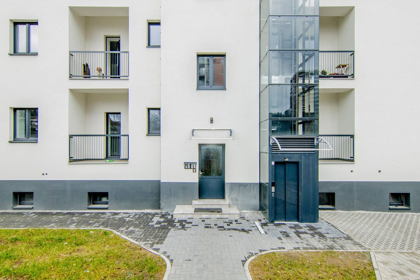 1 bedroom with open-plan kitchen flat to rent, 51 m², U Plynárny, Prague, Prague 1 bedroom with open-plan kitchen flat to rent, 51 m², U Plynárny, Prague, Prague